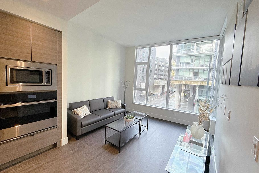 321 3438 Sawmill Crescent Vancouver, BC - 6