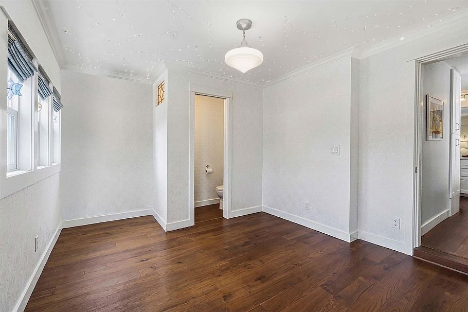 4322 Welwyn Street Vancouver, BC - 13