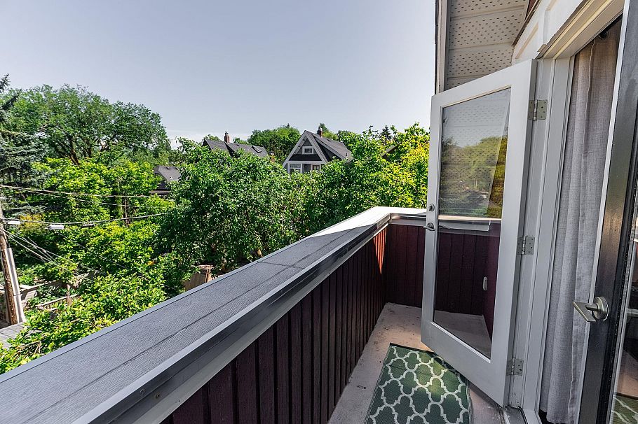 1865 E 7th Avenue Vancouver, BC - 31