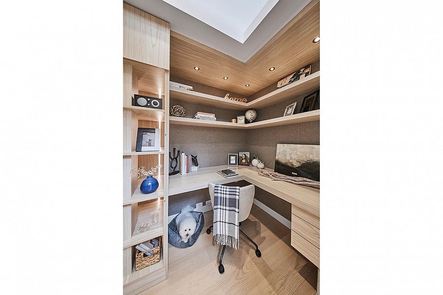 402 8120 Oak Street Vancouver, BC - 8