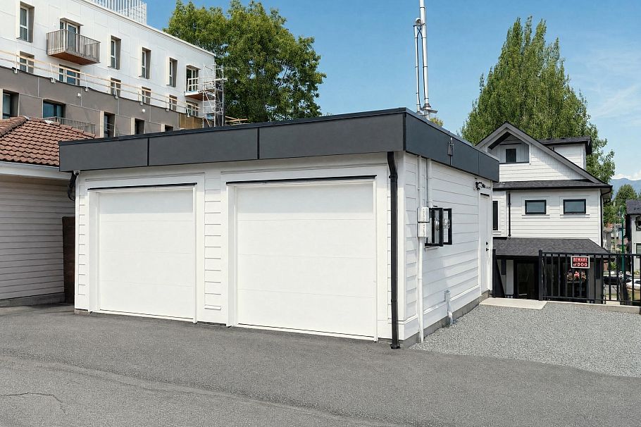 2972 Venables Street Vancouver, BC - 38