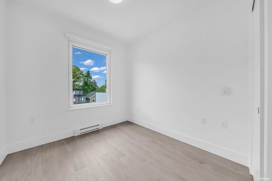 315 2250 E 1st Avenue Vancouver, BC - 21