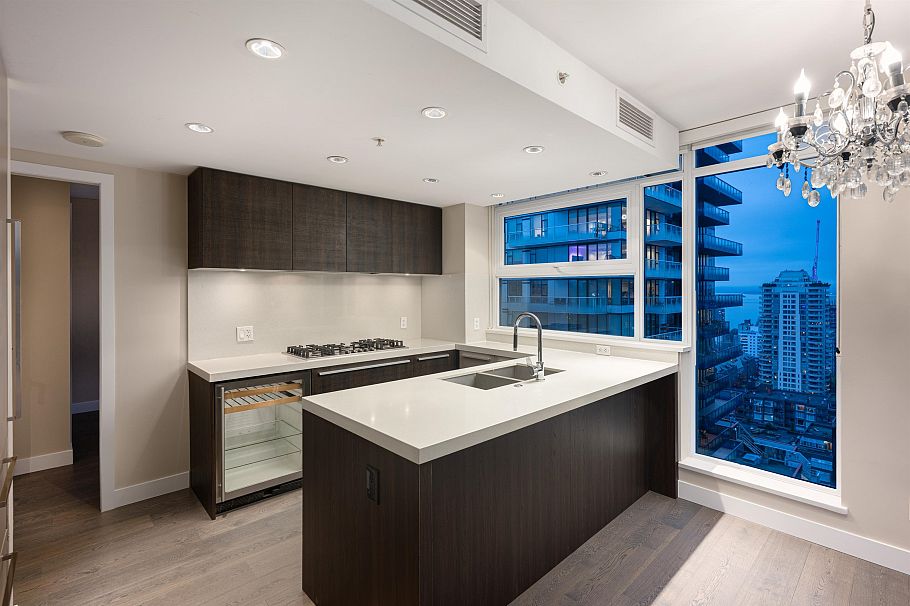 2701 1351 Continental Street Vancouver, BC - 3