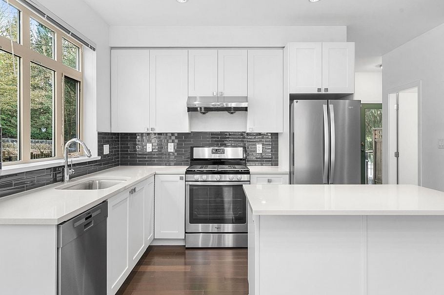 3318 Mt Seymour Parkway North Vancouver, BC - 11