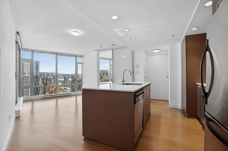 2706 1255 Seymour Street Vancouver, BC - 1