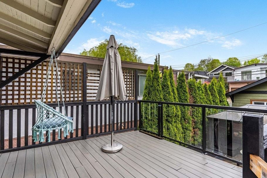 822 E 22nd Avenue Vancouver, BC - 19