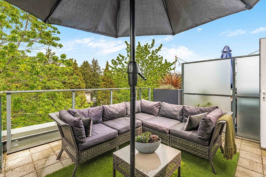 627 Victoria Drive Vancouver, BC - 29