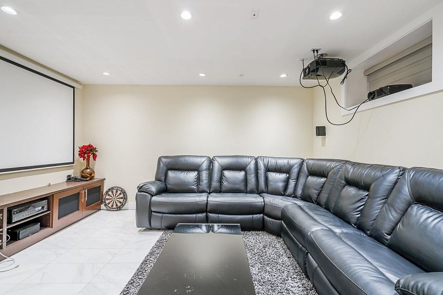 1838 E 49th Avenue Vancouver, BC - 24