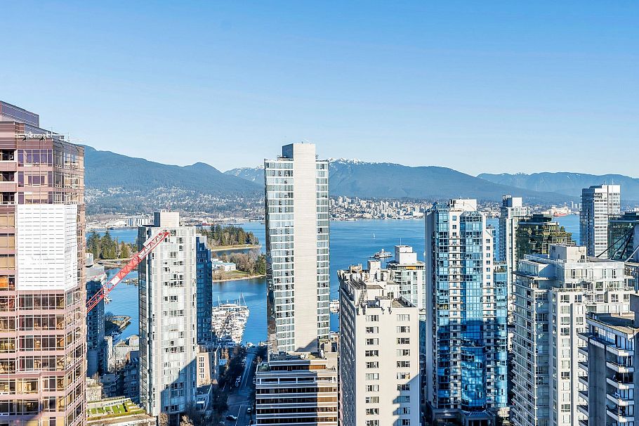 2402 1482 Robson Street Vancouver, BC - 9