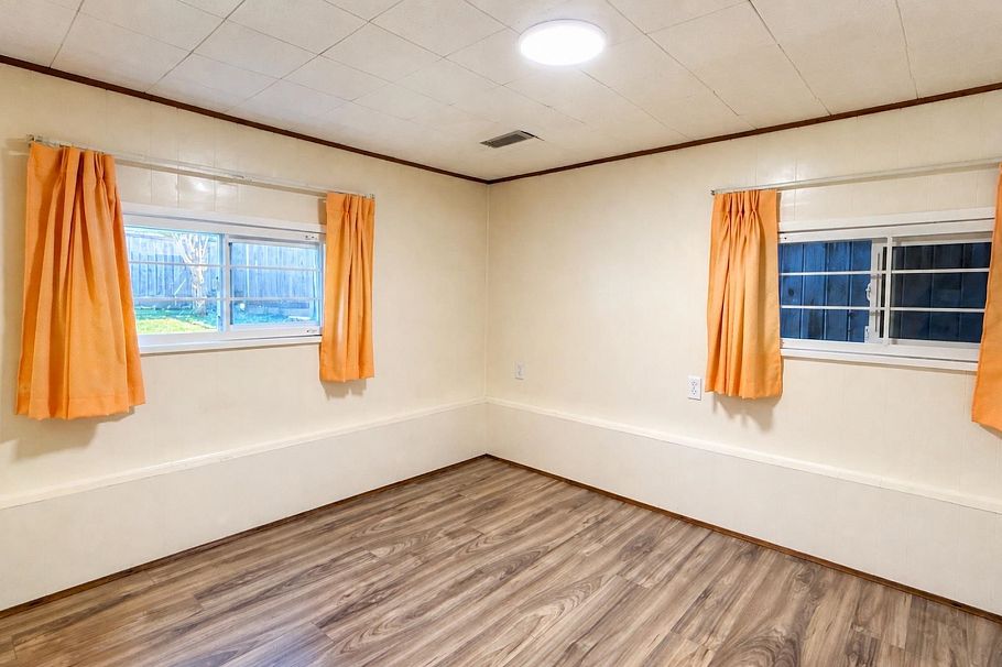 4458 Skeena Street Vancouver, BC - 31
