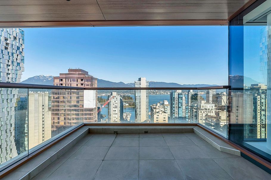 2402 1482 Robson Street Vancouver, BC - 6