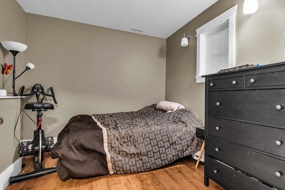 822 E 22nd Avenue Vancouver, BC - 5