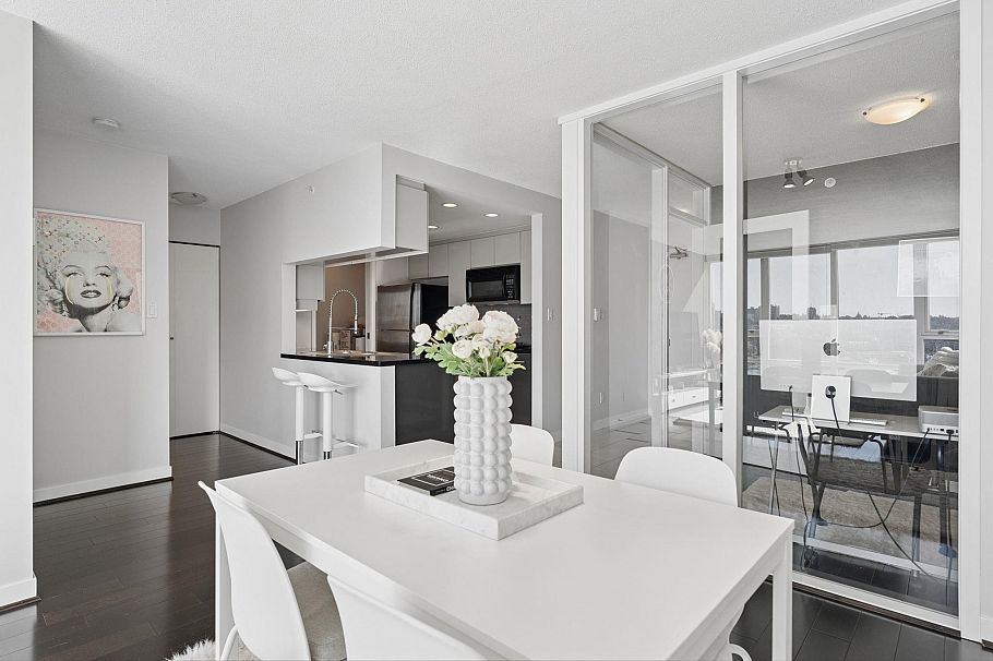 908 1408 Strathmore Mews Vancouver, BC - 32