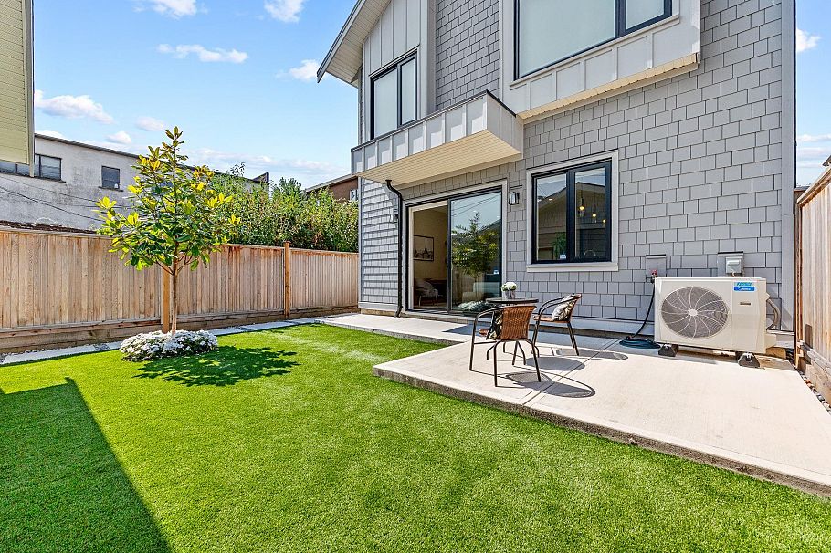 2 8578 Cartier Street Vancouver, BC - 28