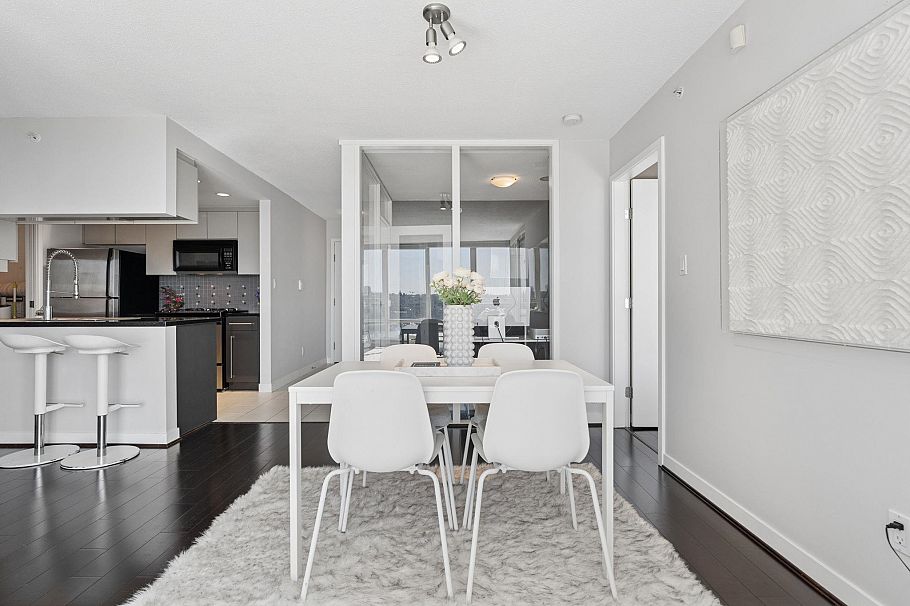 908 1408 Strathmore Mews Vancouver, BC - 33