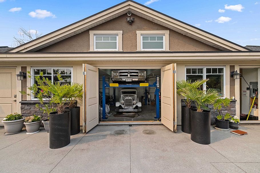 2515 E 45th Avenue Vancouver, BC - 29