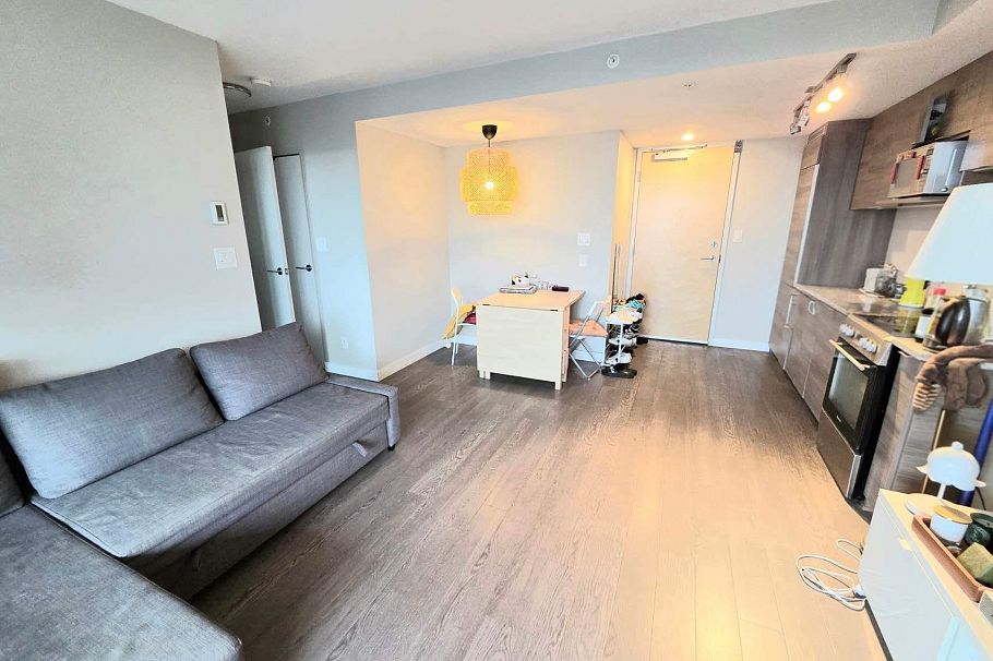 3304 488 SW Marine Drive Vancouver, BC - 3