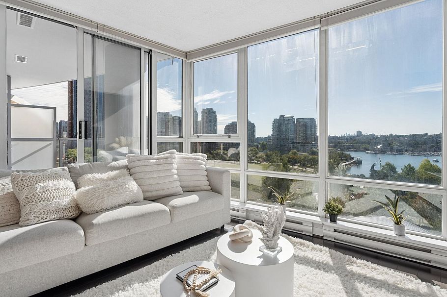 908 1408 Strathmore Mews Vancouver, BC - 1