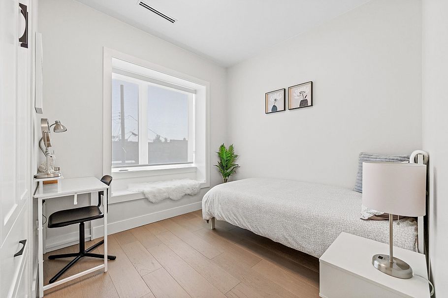 2 8578 Cartier Street Vancouver, BC - 23