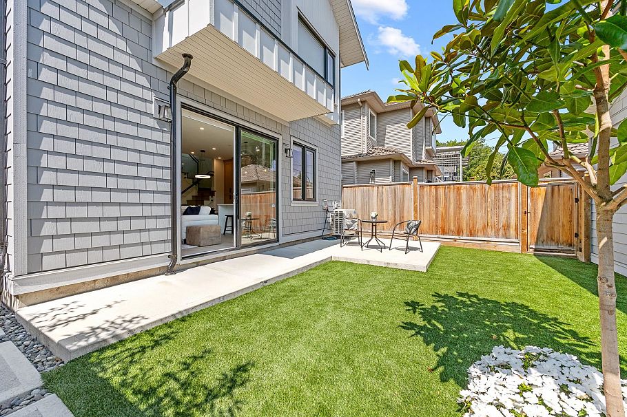 2 8578 Cartier Street Vancouver, BC - 30