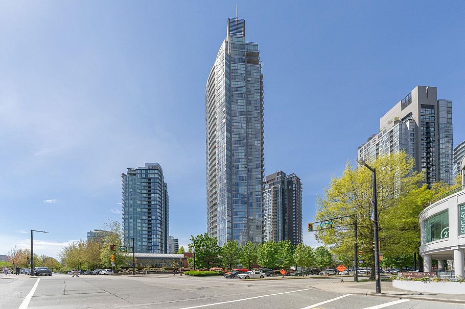 908 1408 Strathmore Mews Vancouver, BC - 3