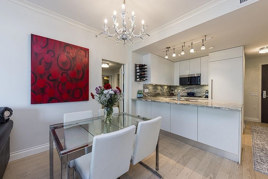 303 199 Victory Ship Way North Vancouver, BC - 13