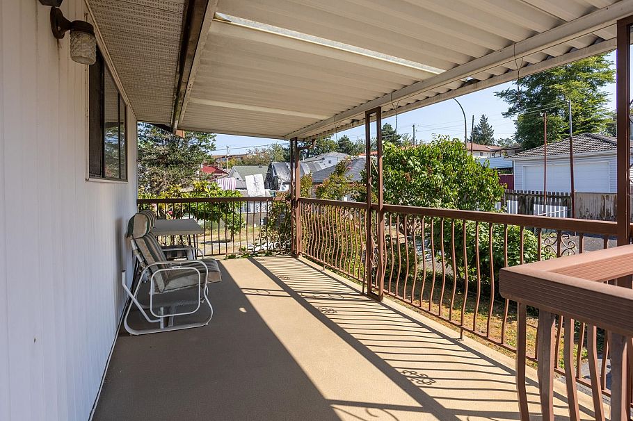 5618 Lancaster Street Vancouver, BC - 16