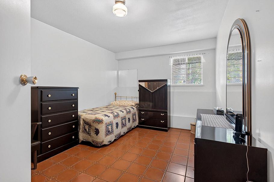 5618 Lancaster Street Vancouver, BC - 28