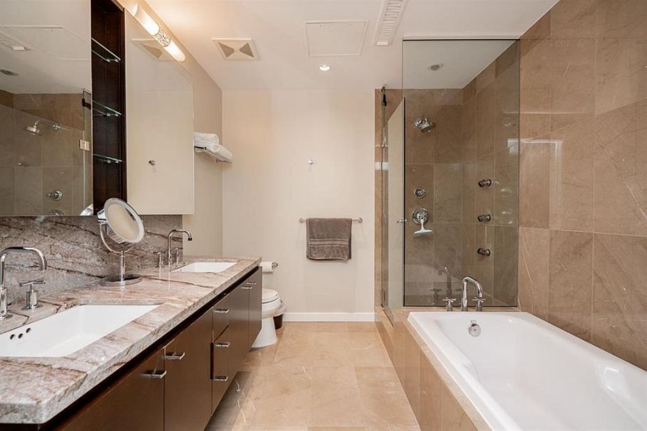 1163 W Cordova Street Vancouver, BC - 18
