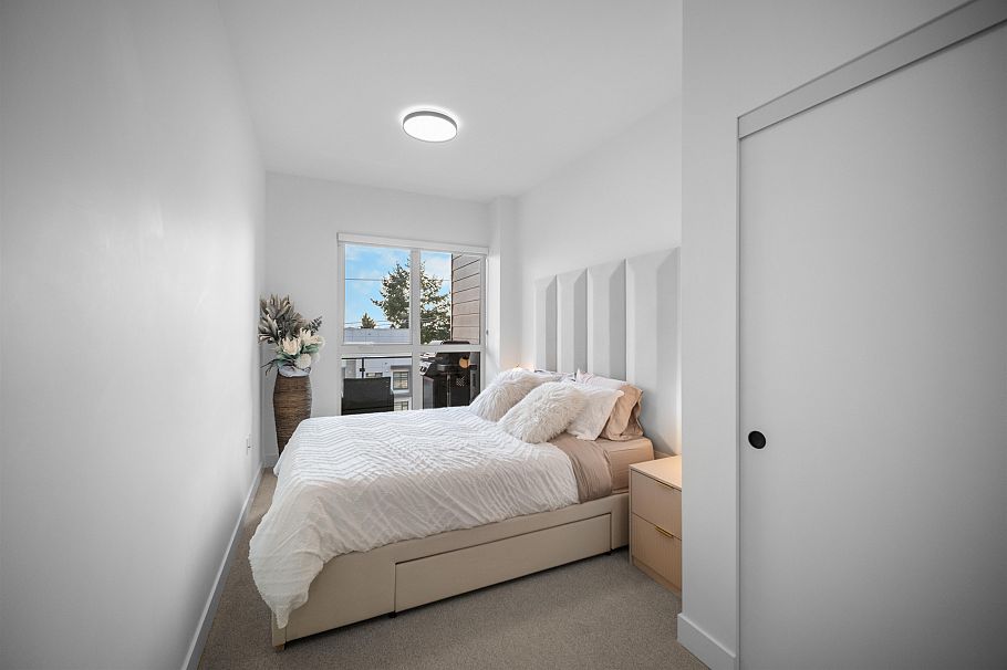 454 422 E 3rd Street North Vancouver, BC - 6