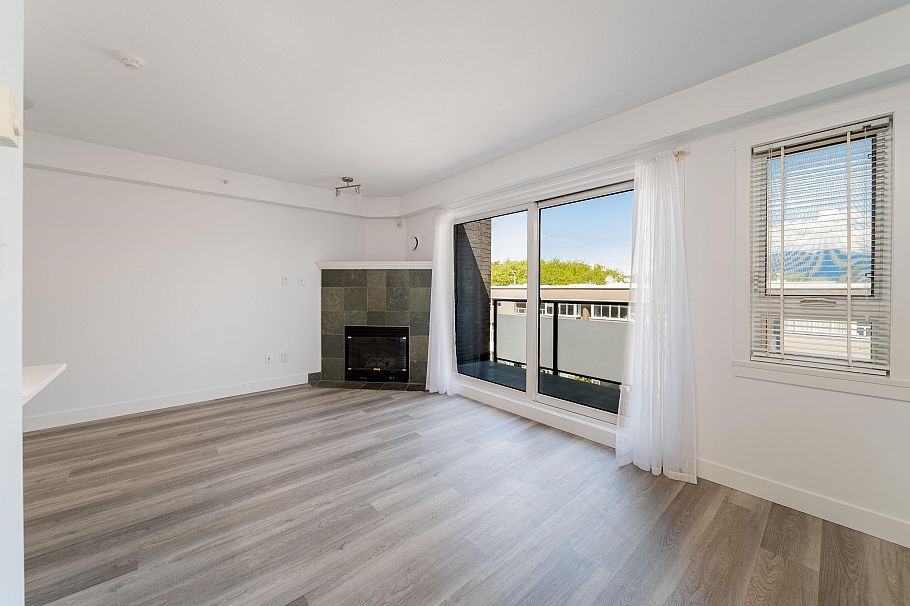 302 3788 W 10th Avenue Vancouver, BC - 6