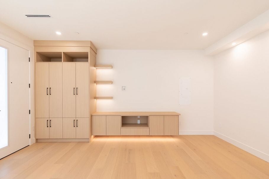 3 3615 Turner Street Vancouver, BC - 11