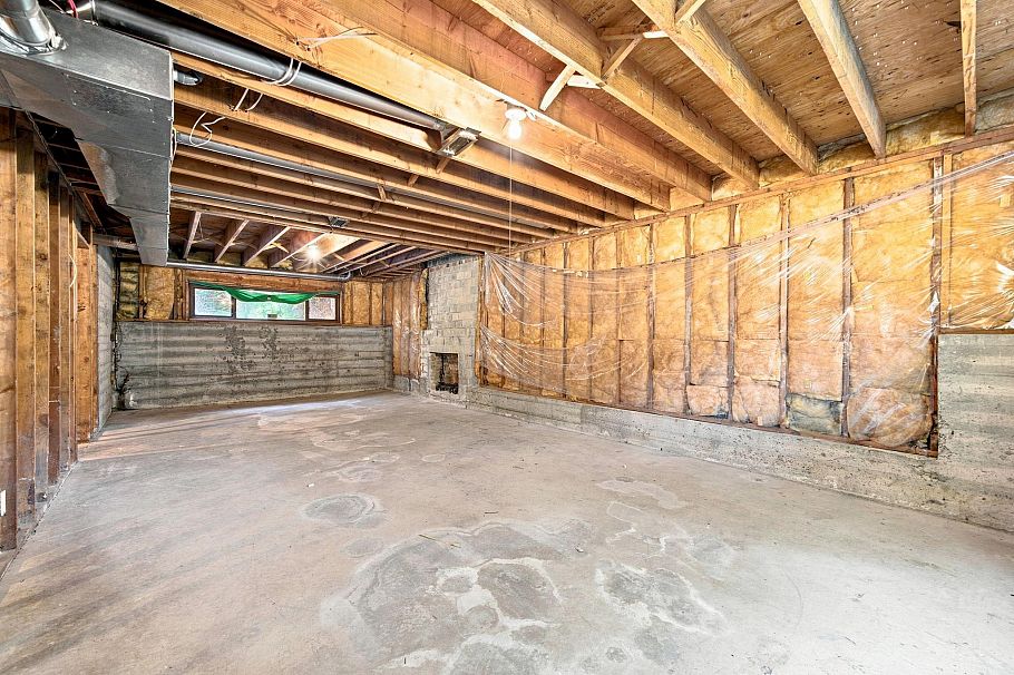 5519 Cliffridge Place North Vancouver, BC - 19