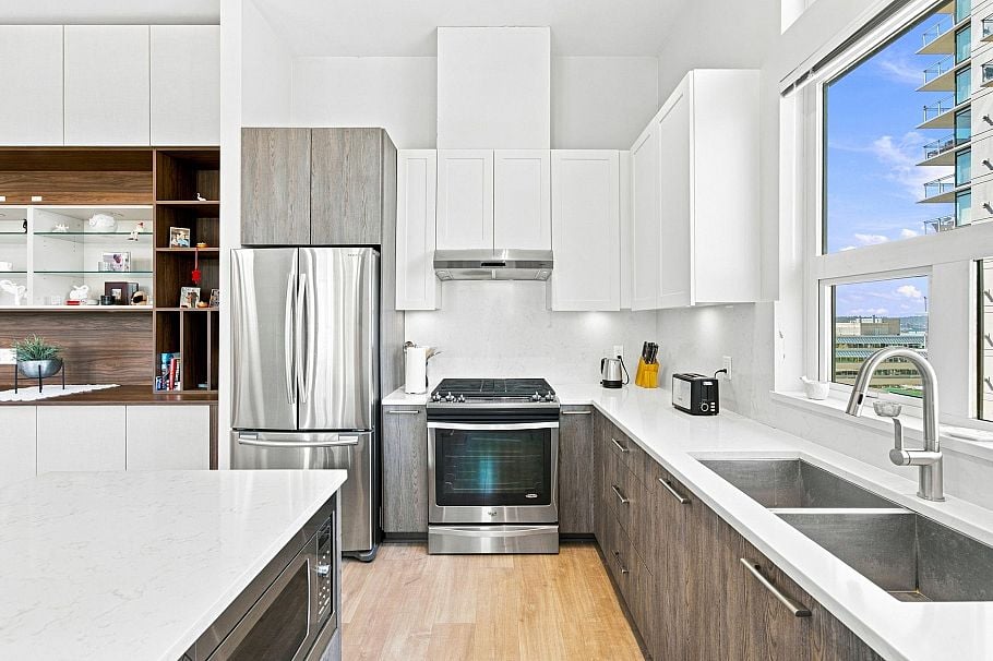 606 123 W 1st Street North Vancouver, BC - 4