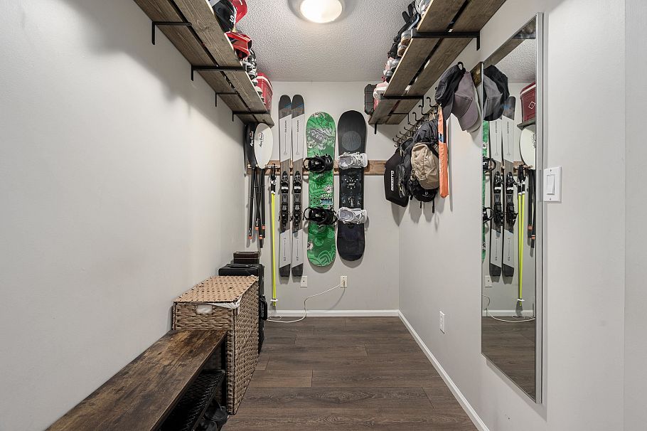 305 124 W 3rd Street North Vancouver, BC - 25