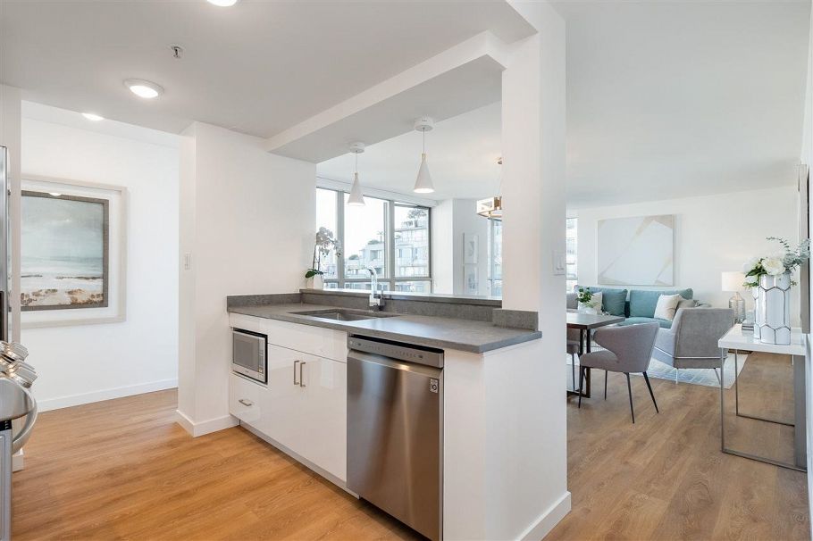 605 1228 Marinaside Crescent Vancouver, BC - 14