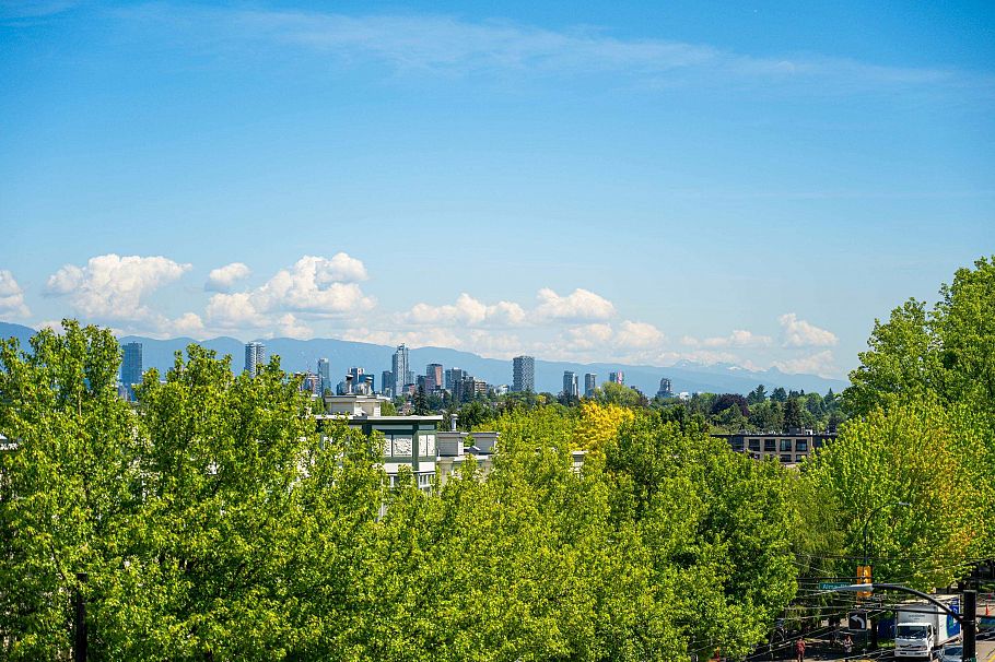 302 3788 W 10th Avenue Vancouver, BC - 31
