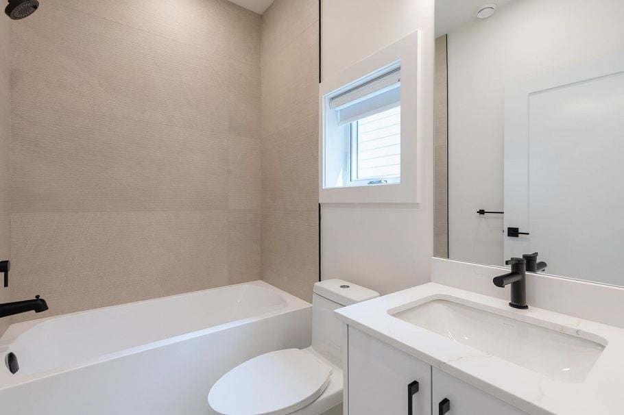 2 3615 Turner Street Vancouver, BC - 15