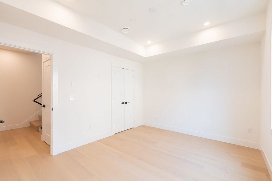 2 3615 Turner Street Vancouver, BC - 19