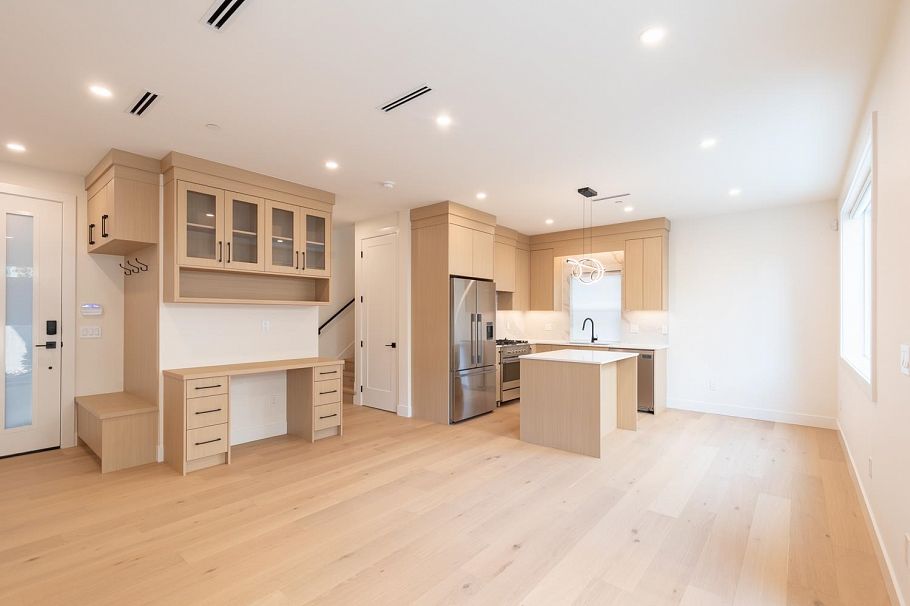 2 3615 Turner Street Vancouver, BC - 6