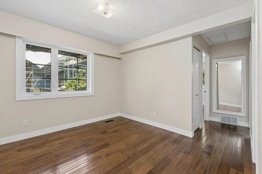 1056 LILLOOET ROAD, North Vancouver BC V7J 2H8 North Vancouver, BC - 18