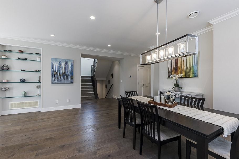 842 W 20th Street North Vancouver, BC - 5