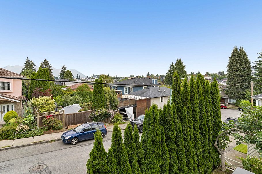 476 E 29th Avenue Vancouver, BC - 18
