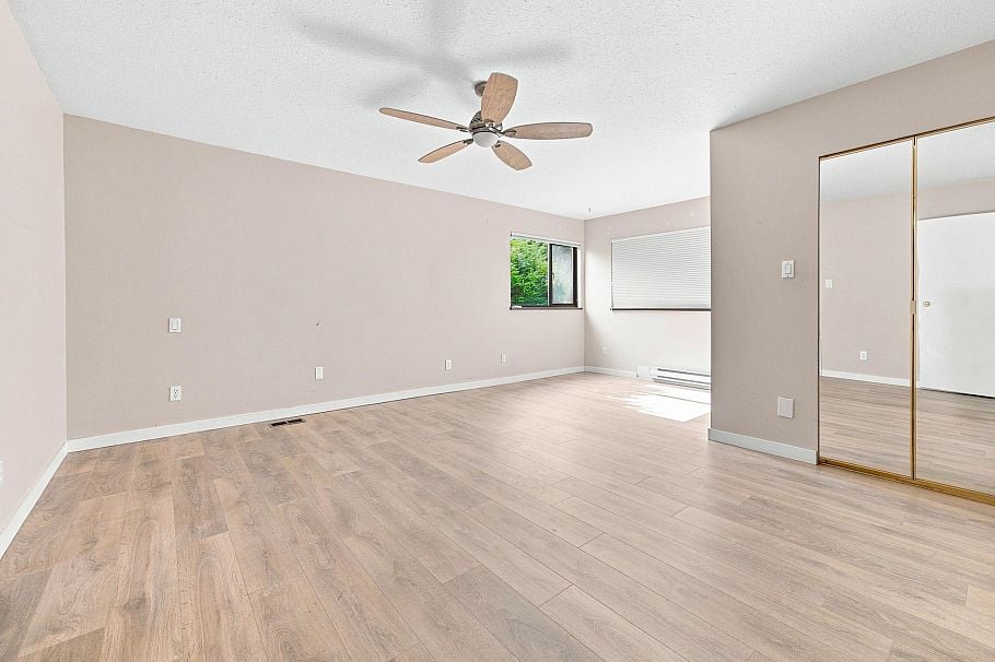 5519 Cliffridge Place North Vancouver, BC - 10