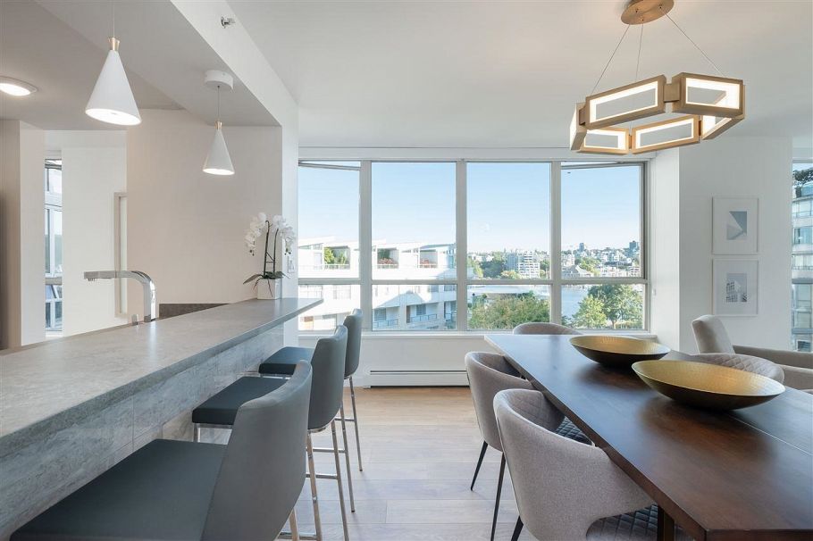 605 1228 Marinaside Crescent Vancouver, BC - 9