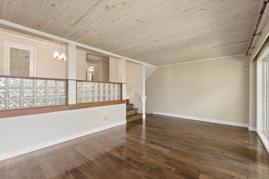 1056 LILLOOET ROAD, North Vancouver BC V7J 2H8 North Vancouver, BC - 4
