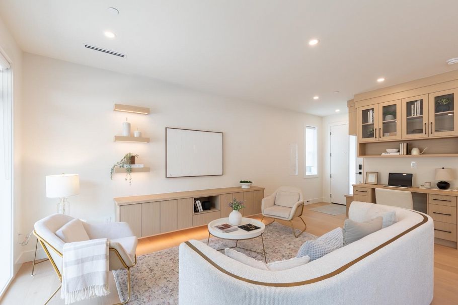 4 3615 Turner Street Vancouver, BC - 3