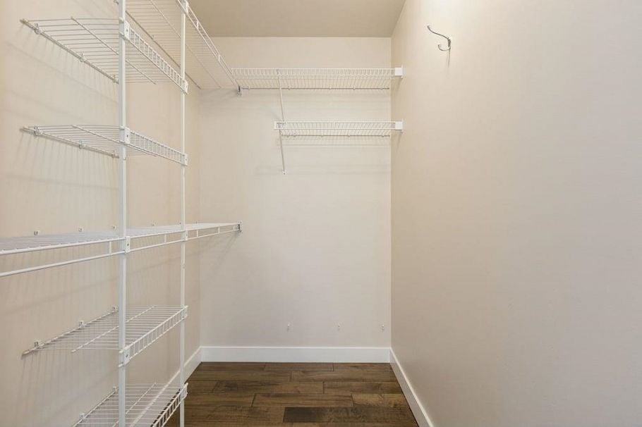 1056 LILLOOET ROAD, North Vancouver BC V7J 2H8 North Vancouver, BC - 15