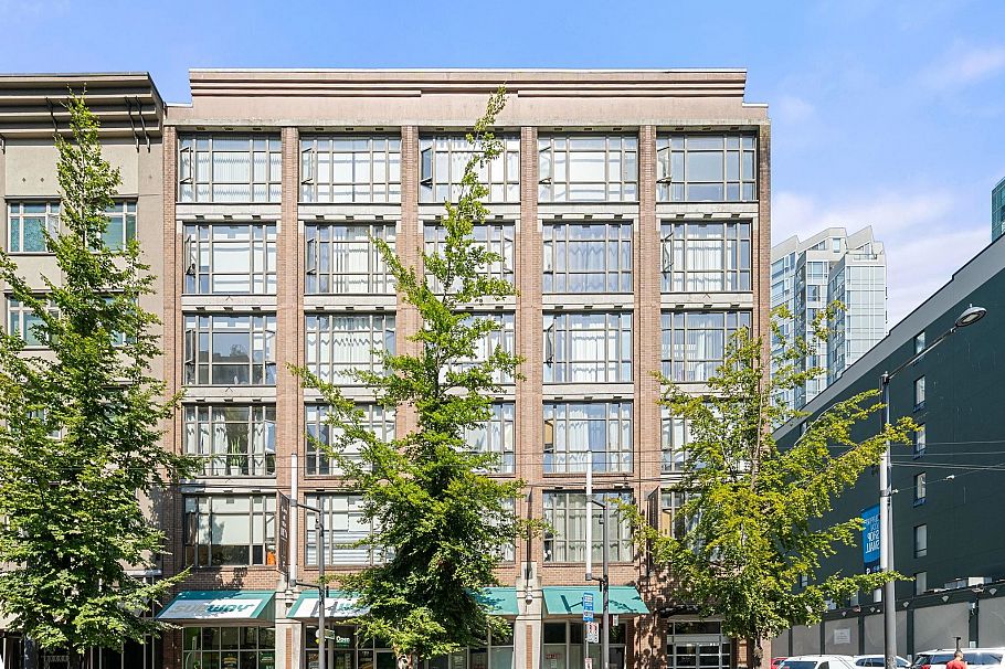 602 1249 Granville Street Vancouver, BC - 1