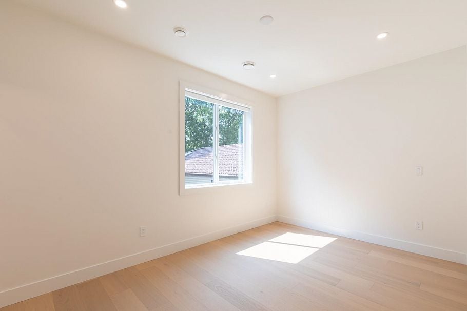 3 3615 Turner Street Vancouver, BC - 19